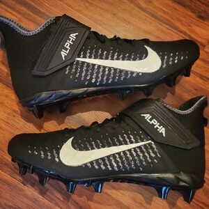 Deadstock Nike Alpha Menace Pro Football Cleats